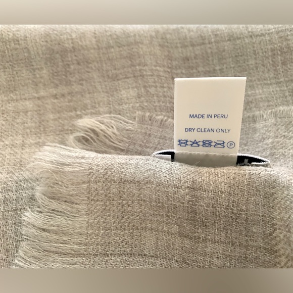 RAEY Superfine alpaca scarf NWOT - Picture 12 of 12
